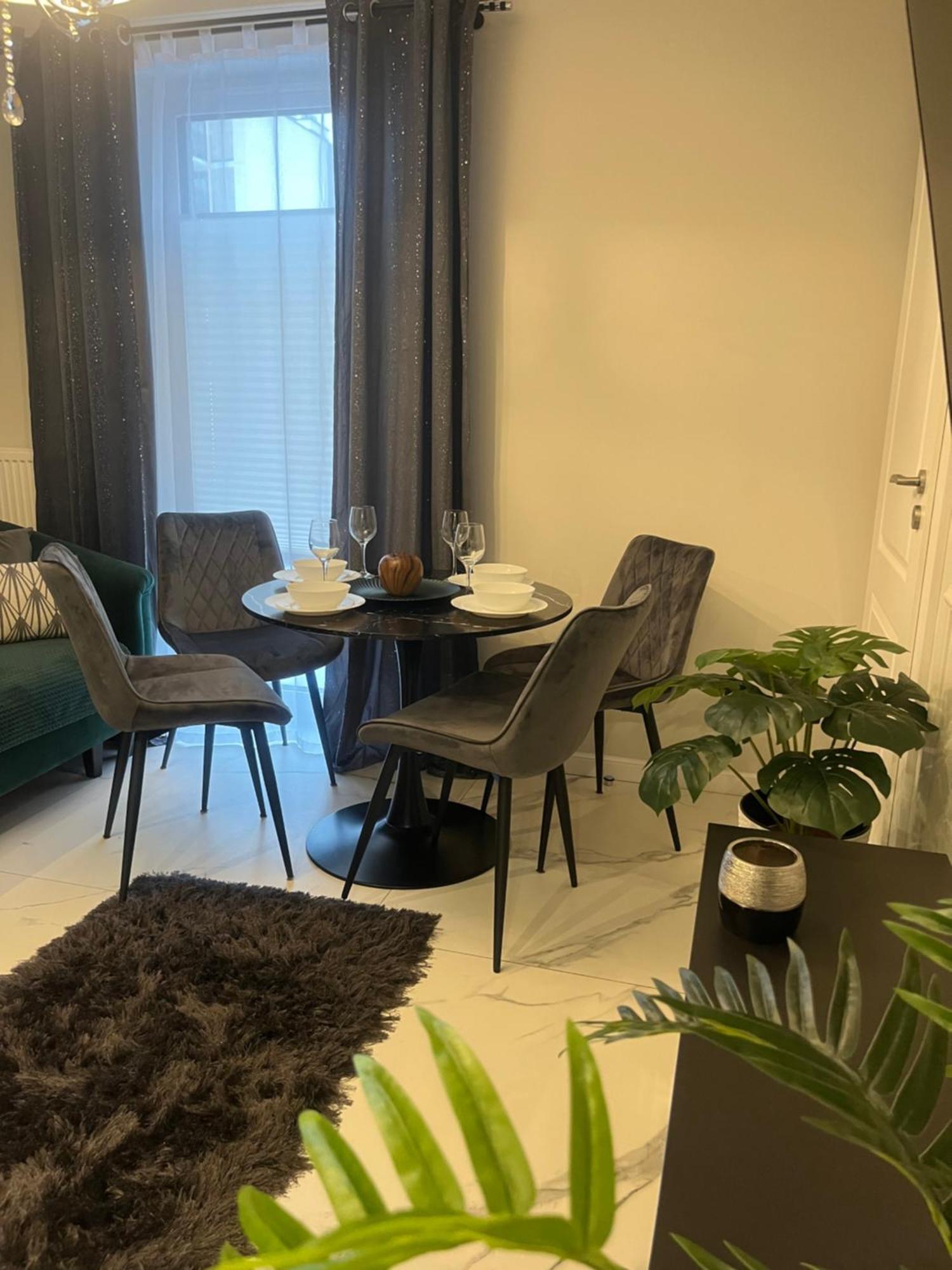 Apartamenty Kielce- Apartament Szmaragd Przy Zalew Kielecki, Faktura, Parking, Centrum Eksteriør bilde