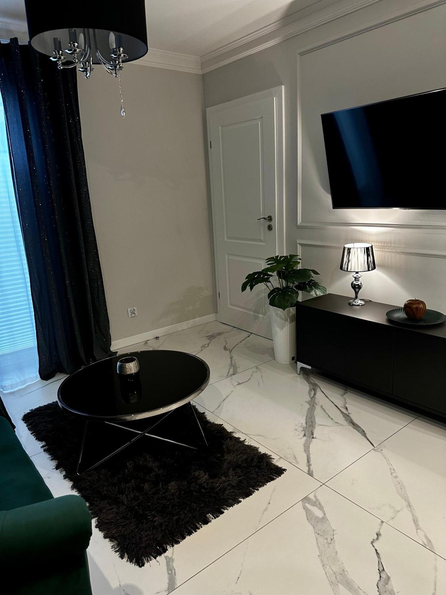 Apartamenty Kielce- Apartament Szmaragd Przy Zalew Kielecki, Faktura, Parking, Centrum Eksteriør bilde